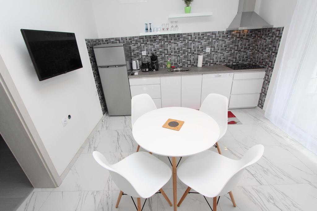 Karlo 1 Apartmán *